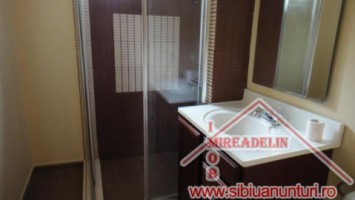 inchiriez-apartament-2-camere-zona-lupeni-6