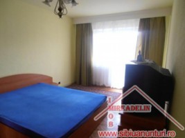 vand-apartament-4-camere-calea-dumbravii