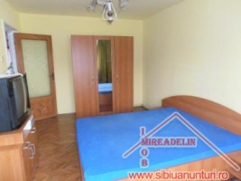 vand-apartament-4-camere-calea-dumbravii-1