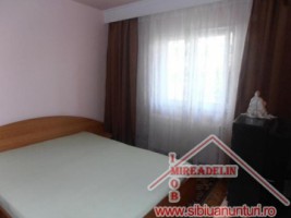 vand-apartament-4-camere-calea-dumbravii-2