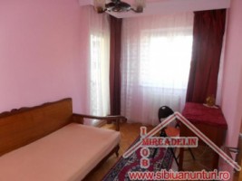 vand-apartament-4-camere-calea-dumbravii-4