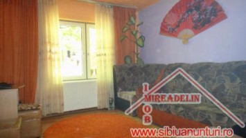 inchiriez-apartament-2-camere-vasile-aaron-1