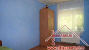 inchiriez-apartament-2-camere-vasile-aaron-4