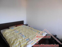 inchiriez-apartament-3-camere-zona-mihai-viteazu-1