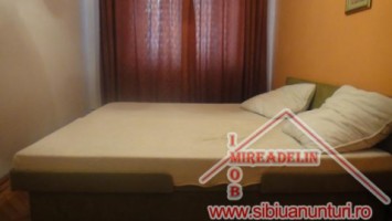 inchiriez-apartament-3-camere-piata-cluj-3