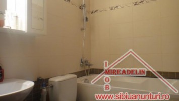 inchiriez-apartament-3-camere-valea-aurie-4