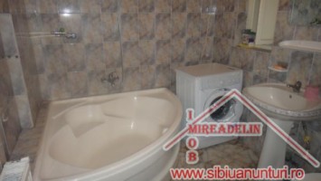 inchiriez-apartament-4-camere-zona-garii-1