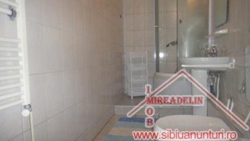 inchiriez-apartament-4-camere-zona-garii-2