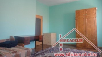 inchiriez-apartament-4-camere-zona-garii-4