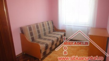 inchiriez-apartament-4-camere-zona-garii-5