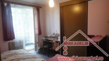 inchiriez-apartament-3-camere-rahova-1