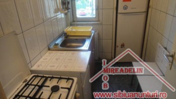 inchiriez-apartament-3-camere-hipodrom-ii-2