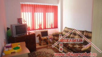 inchiriez-apartament-2-camere-terezian-1