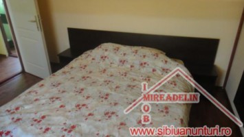 vand-mansarda-3-camere-zona-terezian-4