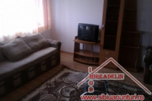 inchiriez-apartament-3-camere-zona-valea-aurie-1