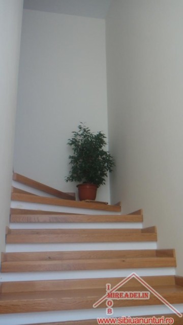 vand-vila-in-duplex-zona-turnisor-5
