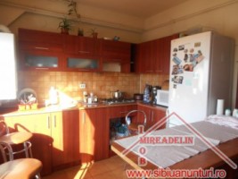 inchiriez-apartament-2-camere-vasile-aaron-1