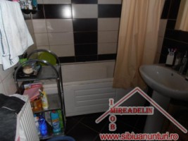 inchiriez-apartament-2-camere-vasile-aaron-4