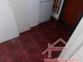 inchiriez-apartament-2-camere-b-dul-mihai-viteazu-5