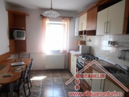 inchiriez-apartament-3-camere-strand-7