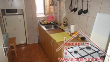 vand-apartament-2-camere-zona-interex-5