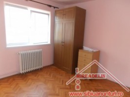 inchiriez-apartament-2-camere-vasile-aaron-1