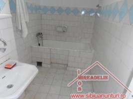 inchiriez-apartament-3-camere-terezian-4