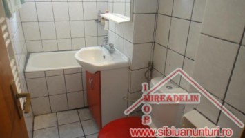 inchiriez-apartament-2-camere-zona-interex-4