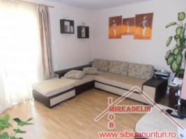 vand-apartament-3-camere-la-vila-selimbar