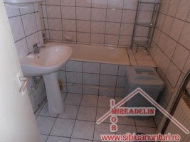 inchiriez-apartament-3-camere-zona-mihai-viteazu-6