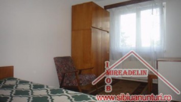 vand-apartament-3-camere-hipodrom-ii