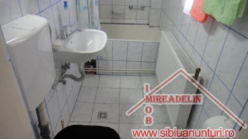 inchiriez-apartament-2-camere-piata-cluj-2