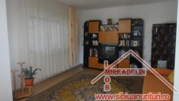 inchiriez-apartament-2-camere-105-mp-terezian-1