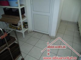 inchiriez-spatiu-comercial-40-mp-piata-cluj-2