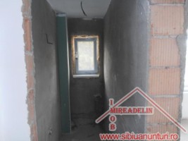 vand-apartament-3-camere-zona-complex-alba-iulia-4