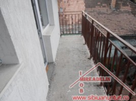 vand-apartament-3-camere-zona-complex-alba-iulia-5
