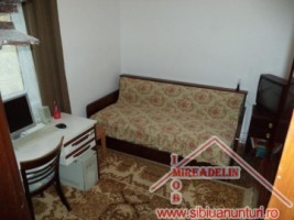 inchiriez-apartament-3-camere-strand-2