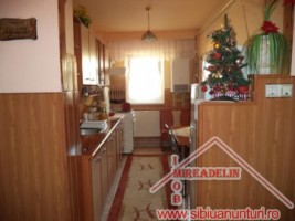 vand-apartament-3-camere-valea-aurie-3