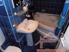 vand-apartament-4-camere-zona-vasile-aaron-7