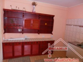 inchiriez-spatiu-birouri-40-mp-zona-vasile-aaron-3