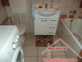 inchiriez-apartament-2-camere-valea-aurie-3