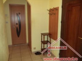 inchiriez-apartament-2-camere-valea-aurie-4