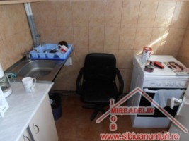vand-garsoniera-zona-hipodrom-iv-1