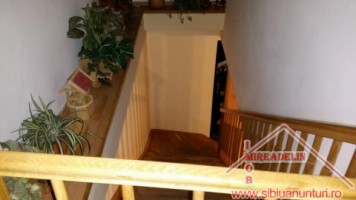 vand-apartament-de-lux-la-casa-3-camere-str-9-mai-2