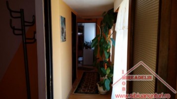 inchiriez-apartament-2-camere-zona-centrala-1