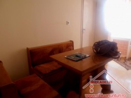 inchiriez-apartament-2-camere-langa-biserica-de-pe-mihai-viteazu-4