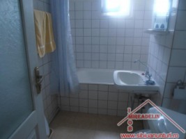 inchiriez-apartament-2-camere-langa-biserica-de-pe-mihai-viteazu-5