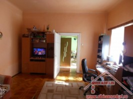 urgent-apartament-2-camere-la-casa-central-7