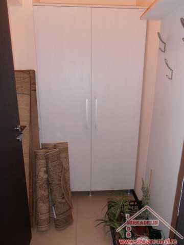 inchiriez-apartament-3-camere-b-dul-mihai-viteazu-5