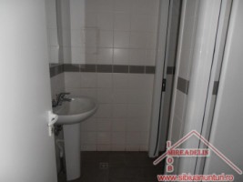 inchiriez-spatiu-comercial-186-mp-zona-mihai-viteazu-2